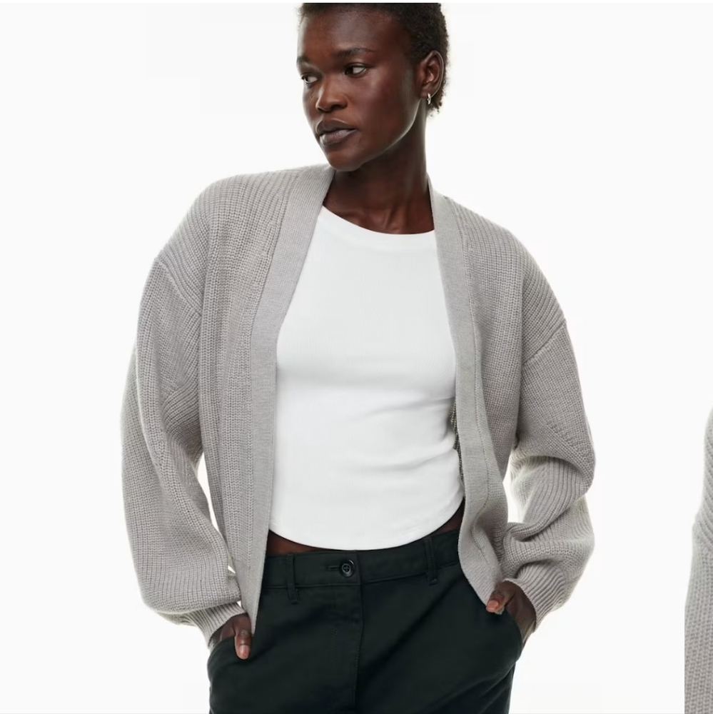 BRAND NEW ARITZIA WILFRED FREE Merino Wool GREY Cardigan Sweater $158 SZ SMALL - Picture 3 of 6
